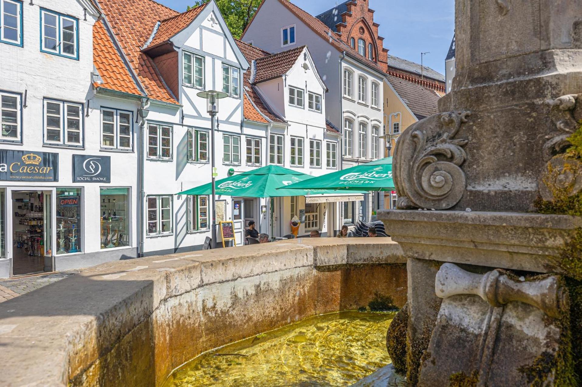 Fewo1846 - Kajuete Am Nordermarkt - Maritim Eingerichtetes Studio-Apartment Im Stadtzentrum Фленсбург Экстерьер фото